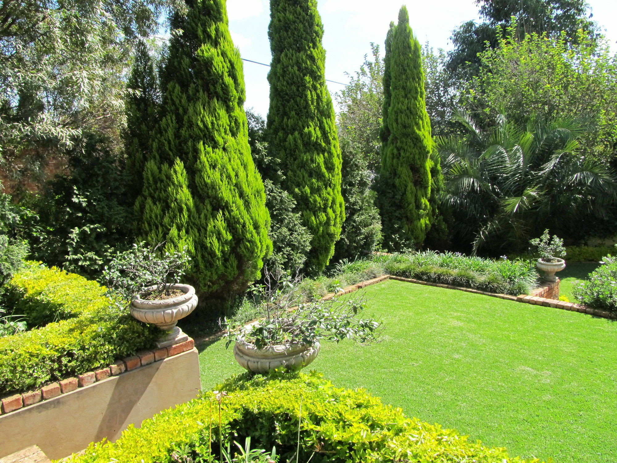 Villa Lugano Guesthouse Johannesburg Exterior photo