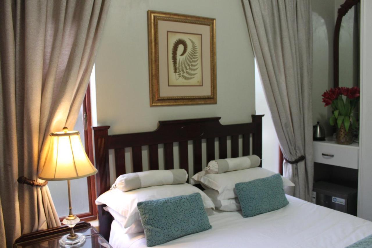 Villa Lugano Guesthouse Johannesburg Exterior photo