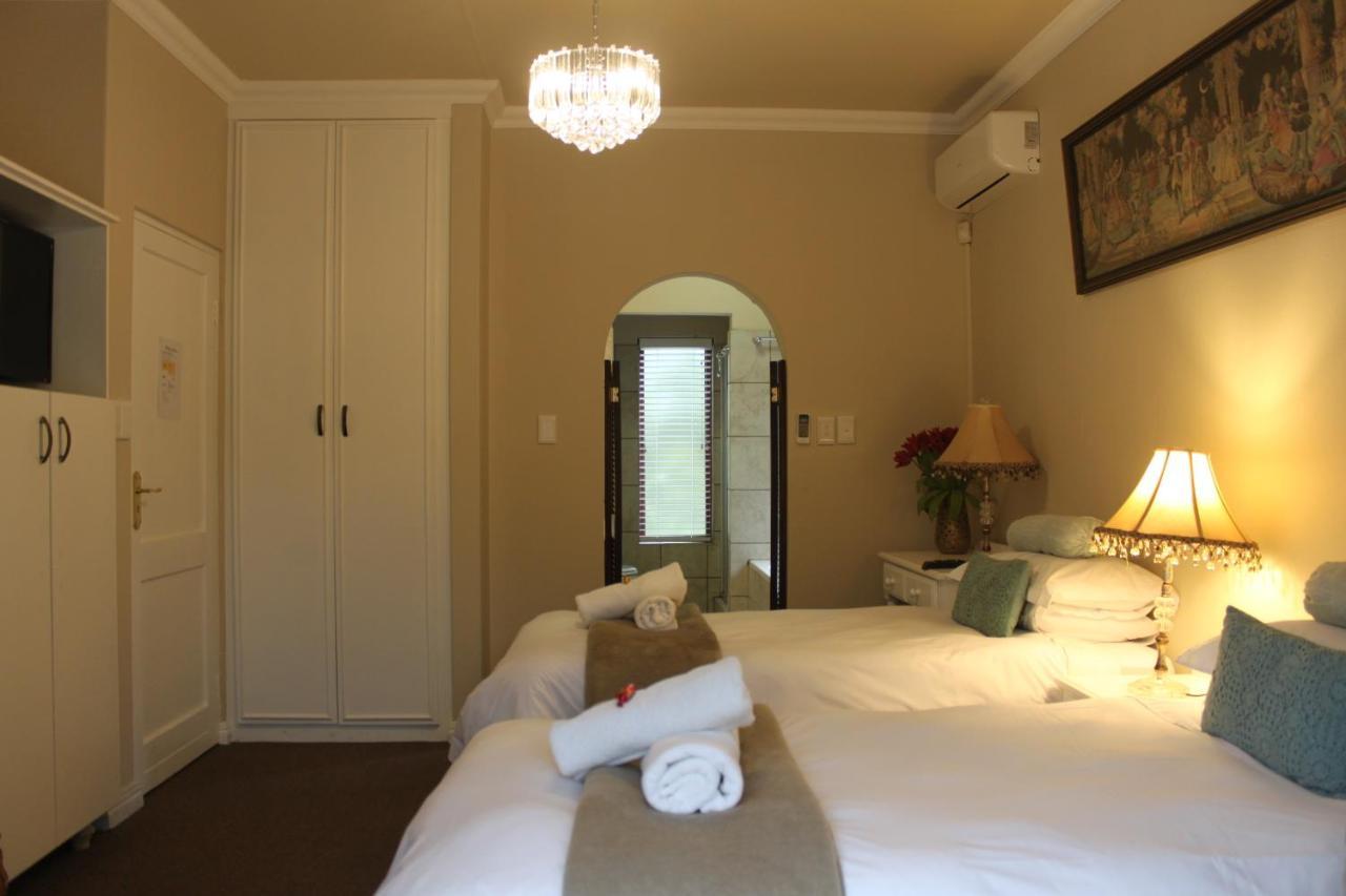 Villa Lugano Guesthouse Johannesburg Exterior photo