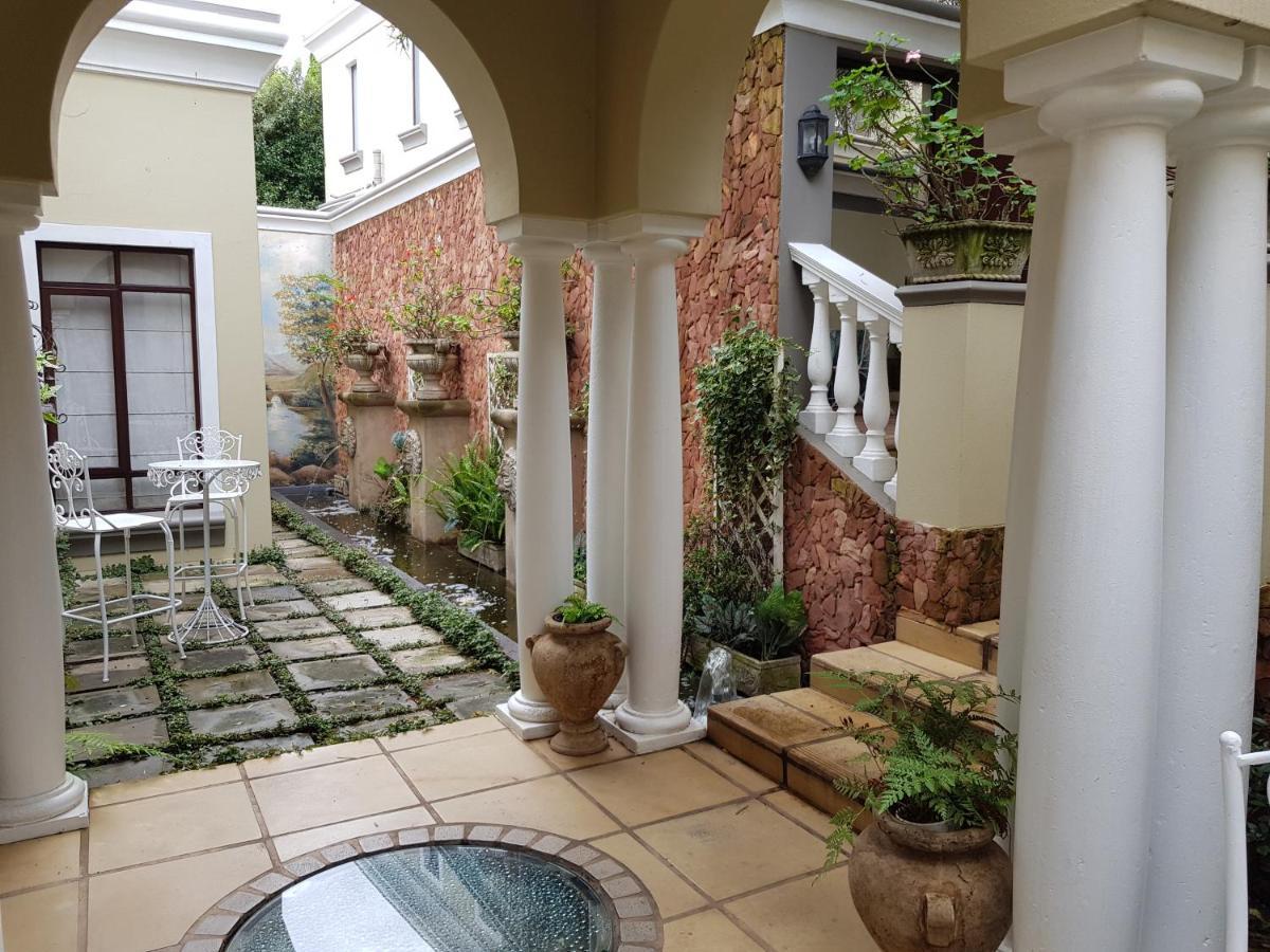 Villa Lugano Guesthouse Johannesburg Exterior photo