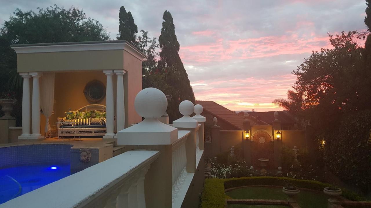 Villa Lugano Guesthouse Johannesburg Exterior photo